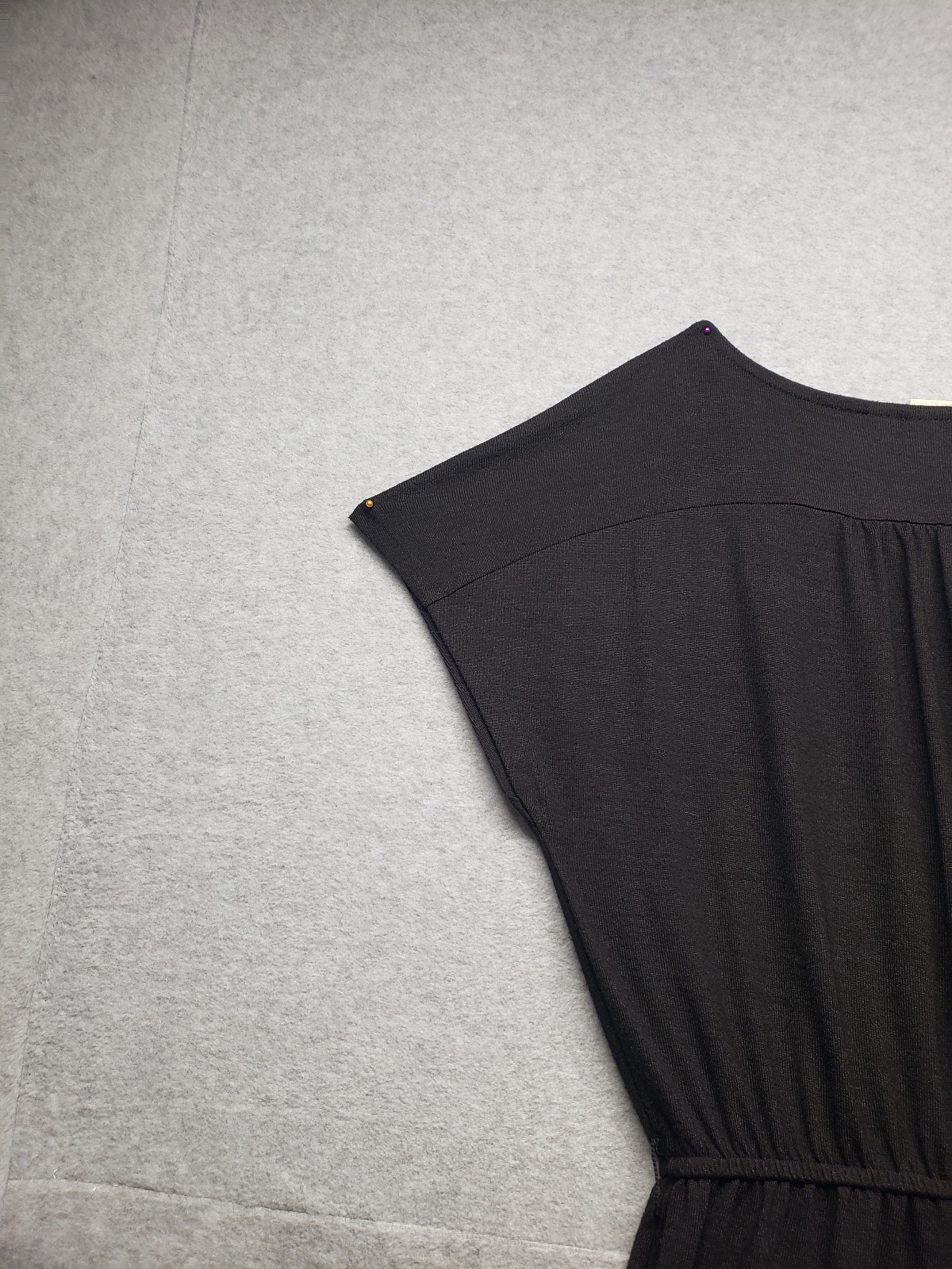 Gap Women Jumpsuit S Black V Neck Short Sleeve Tapered Leg Stretch Poly Blend