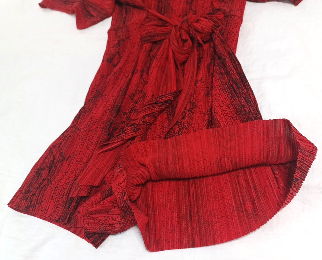 ASOS Red Black Snake Dressy Crinkled Open Back Romper Sz 16 Tie Elastic Waist