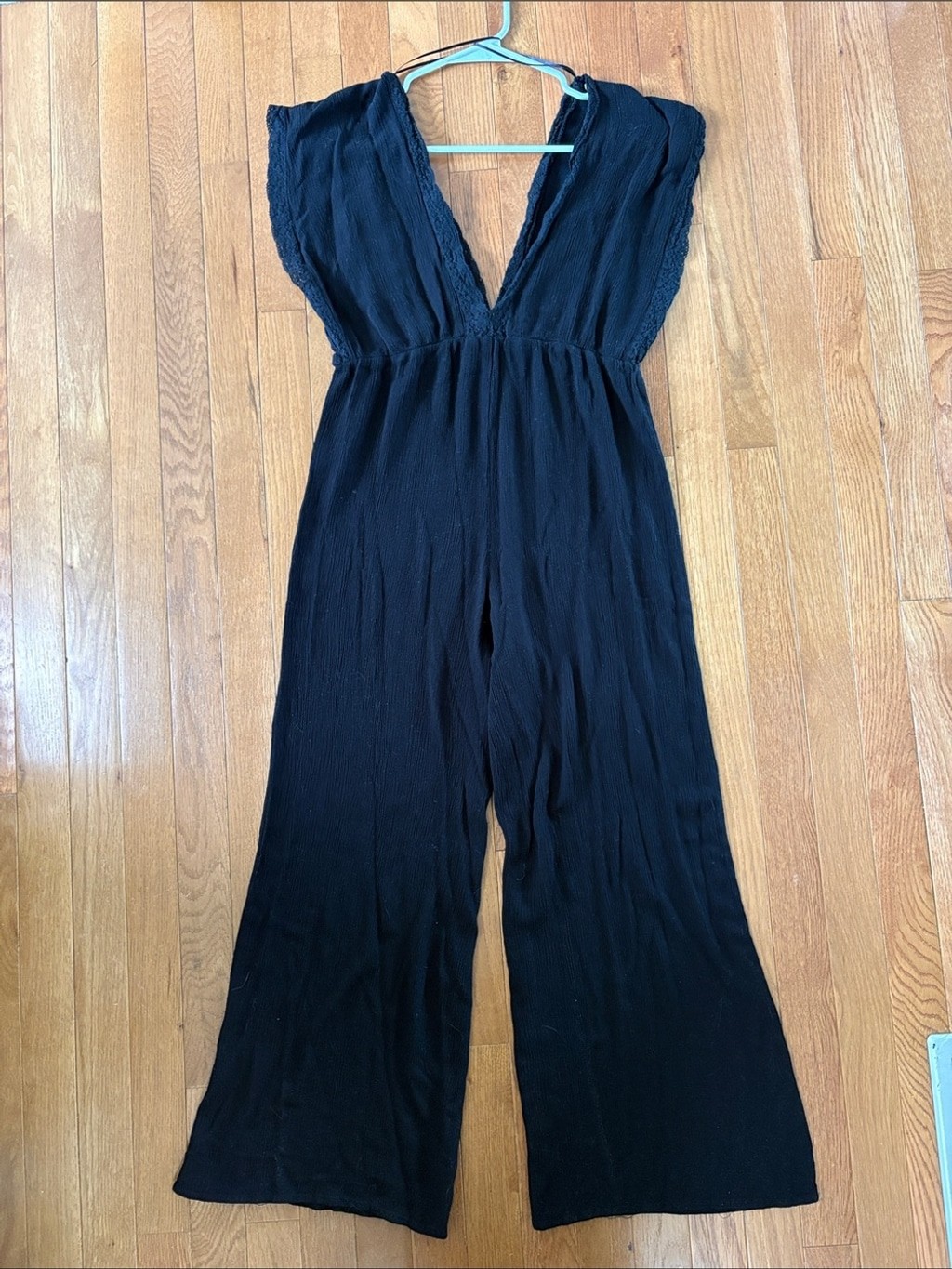 Love Tree Black Wide Leg Jumpsuit Lace Detail Large