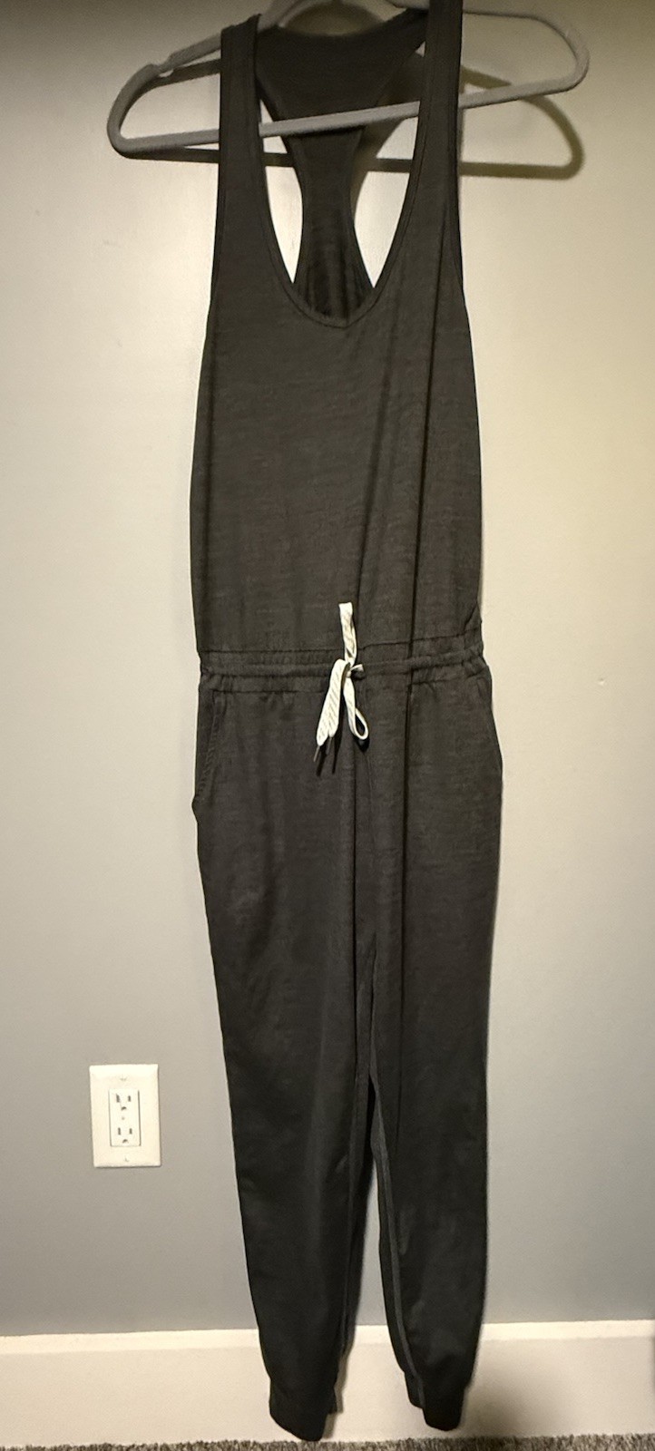 Vuori Lux Dreamknit Racerback Jogger Jumpsuit Womens S Charcoal Gray Lounge