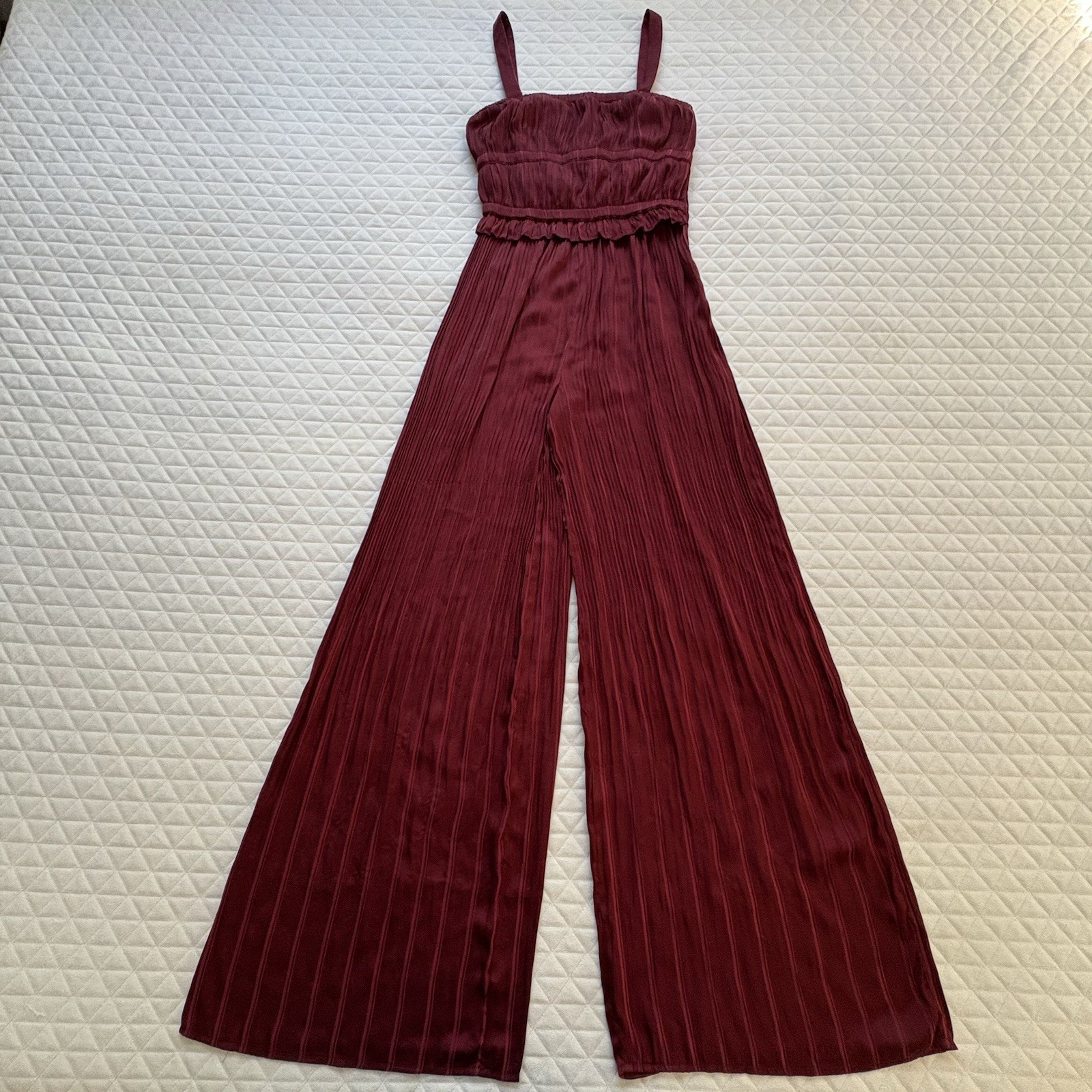 Current air Women’s Jumper Size Small Burgundy Satin Vamp Dark Romance Pleated