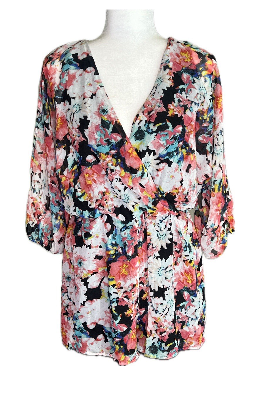 As U Wish pink white floral long sleeve shorts romper vneck size s small