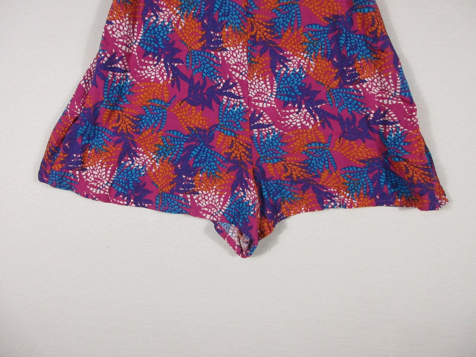 Primark Womens V-Neck Floral Short Romper Sleeveless Wide Leg Size 2 Red/Blue