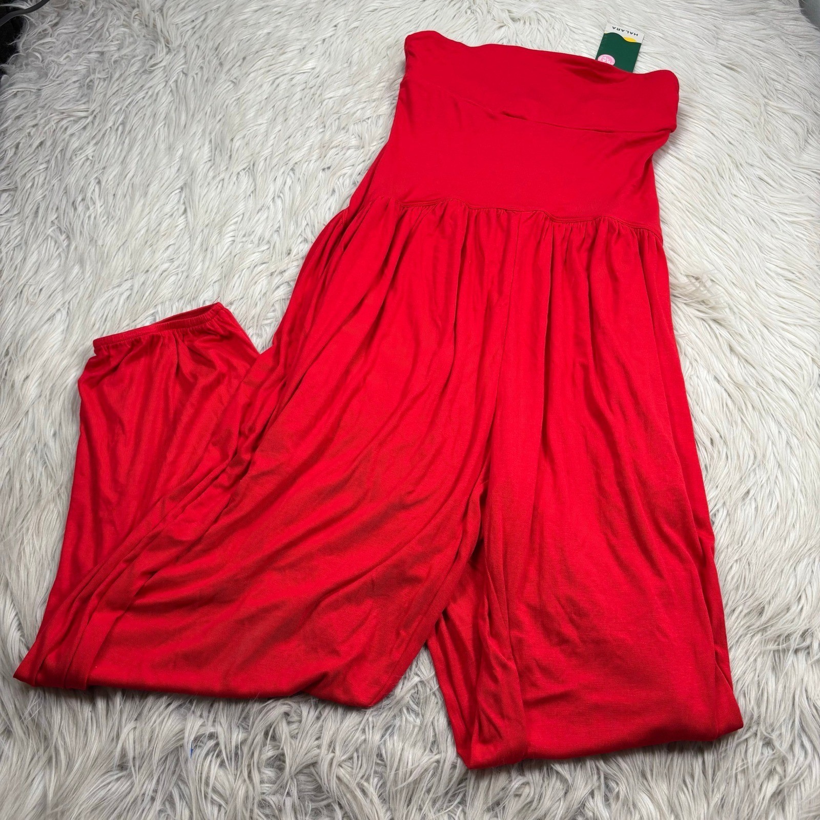 NWT Halara Women’s M Red Tube Backless Side Pocket Casual Jumpsuit Lounge Yoga
