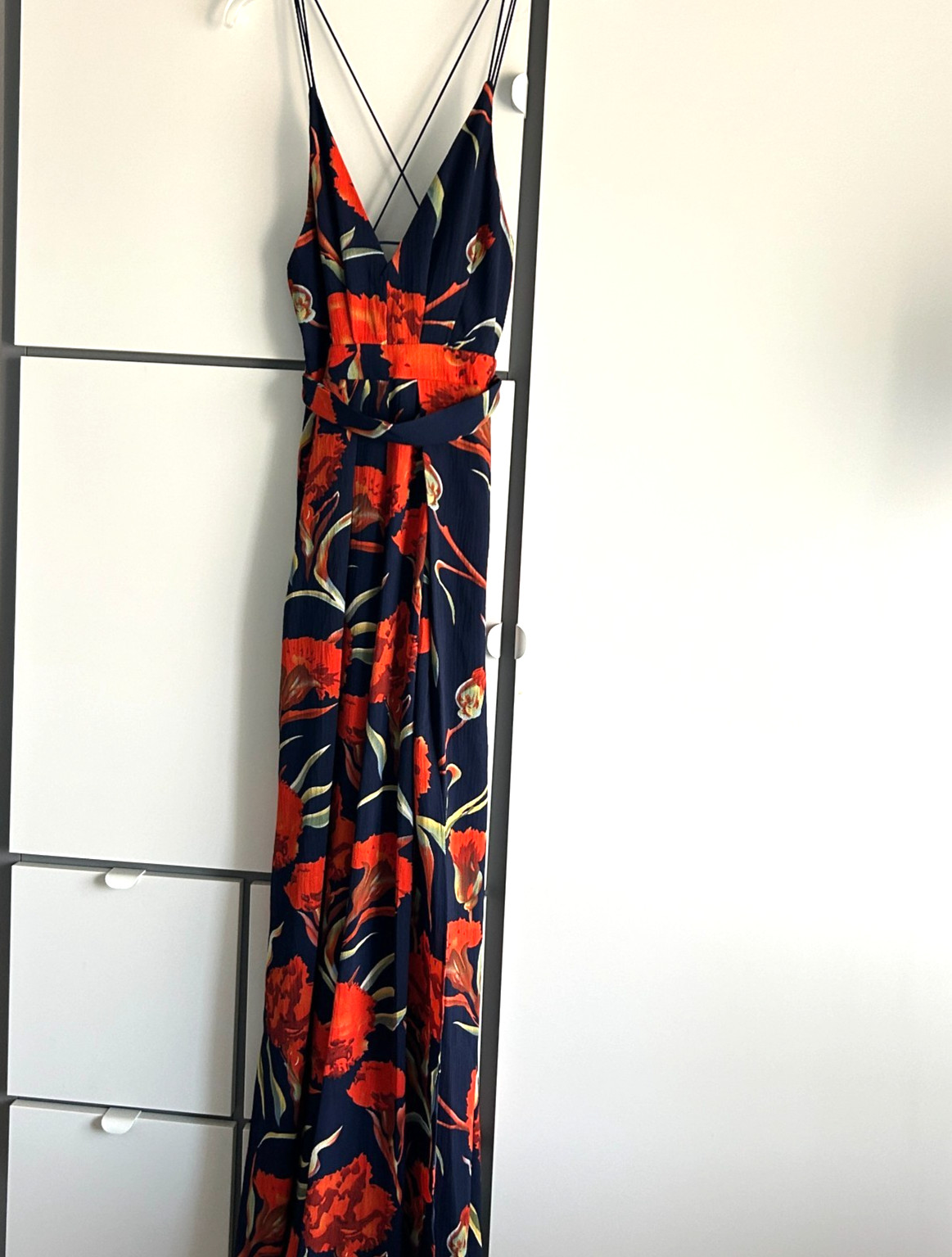 Luxxel Tropical Plunge Open Back Romper Cruise Small Leg Slits Strappy Beach