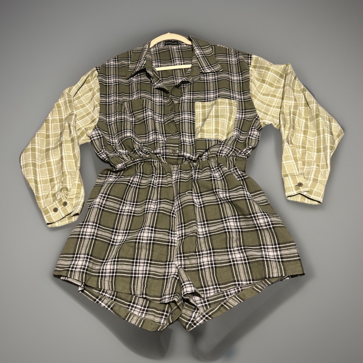 Pretty Little Thing Shorts Romper 8 Sage Green Plaid Hipster Preppy Long Sleeves