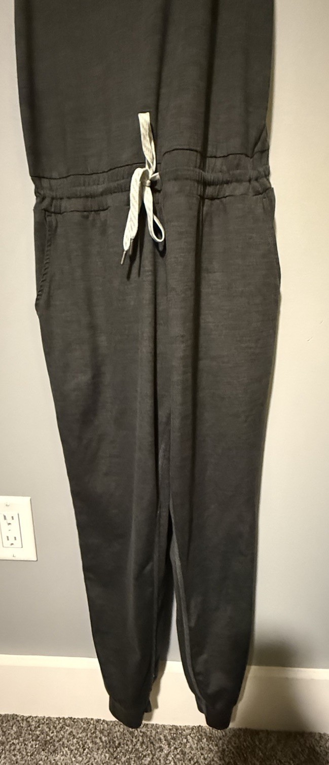 Vuori Lux Dreamknit Racerback Jogger Jumpsuit Womens S Charcoal Gray Lounge