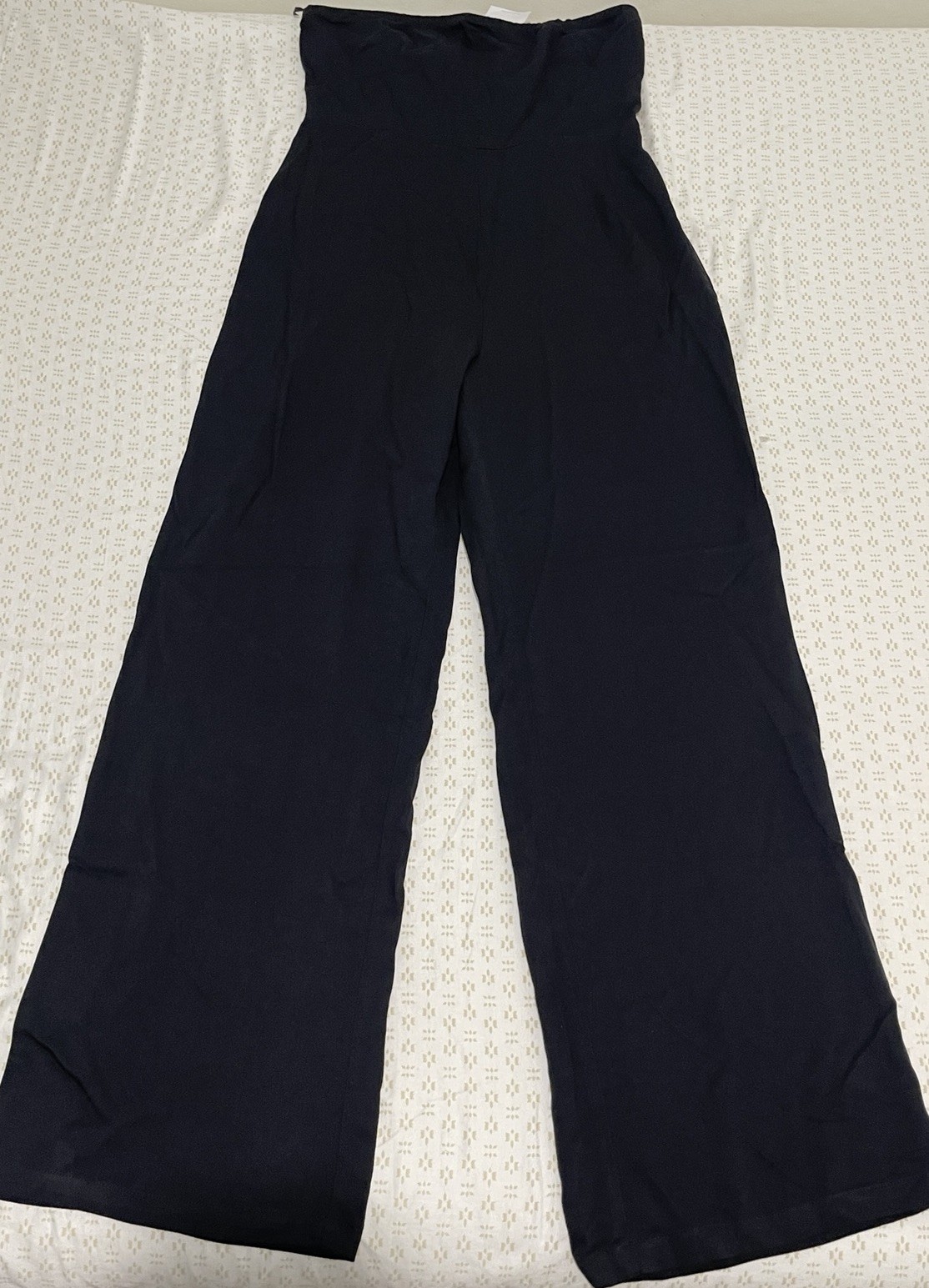 NWT Forever 21 Jumpsuit Off the Shoulder Sleeveless Straight Leg Size M Black