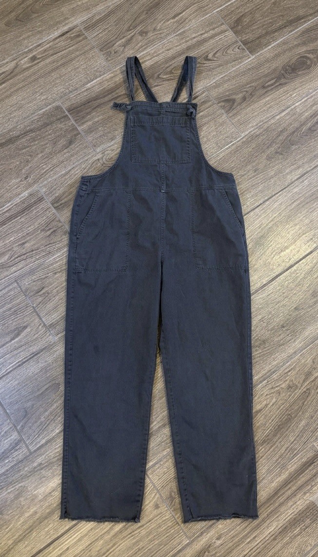 Aerie Charcoal Gray Overalls Womens M Relaxed Straight Leg Utility Raw Hem