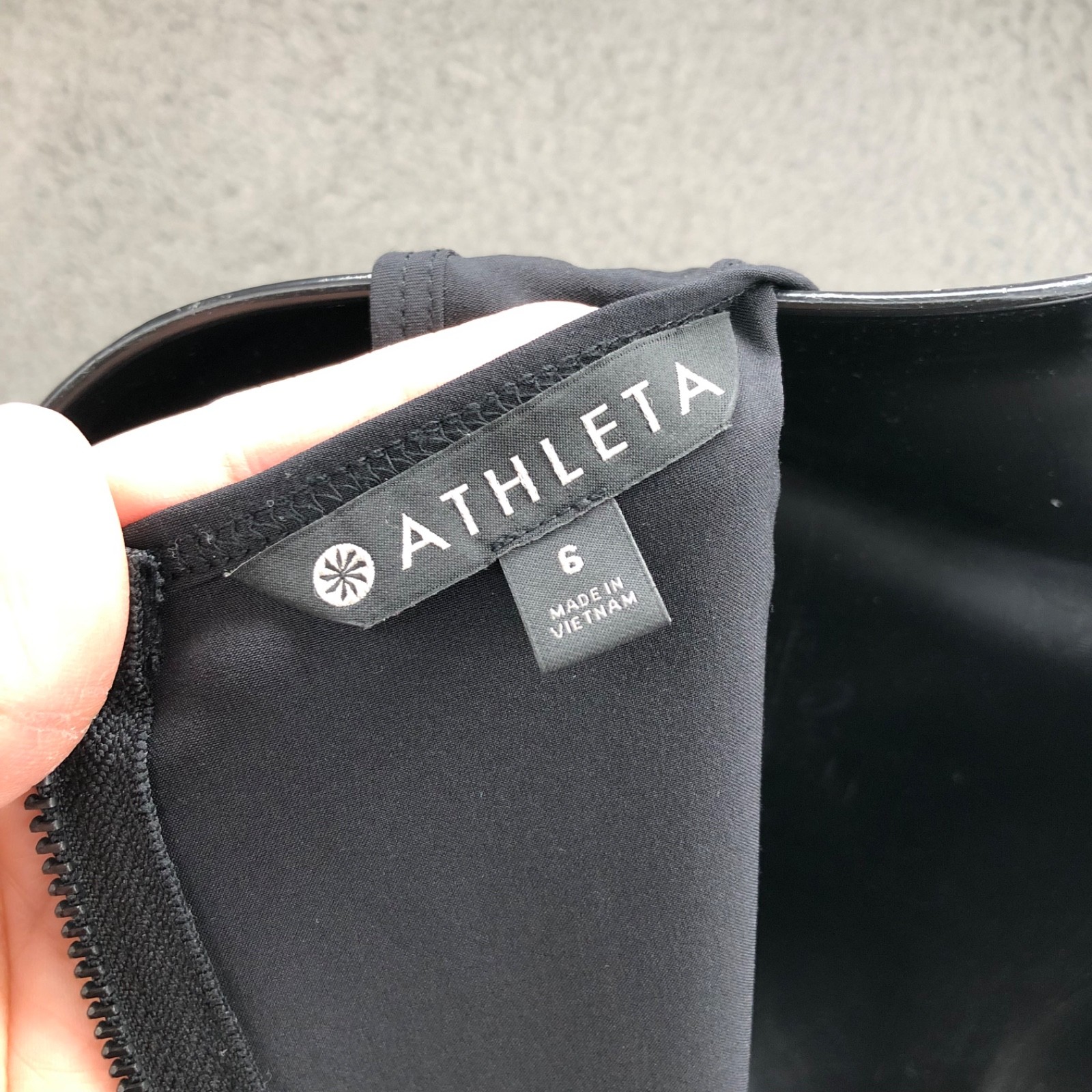 Athleta Jumpsuit Womens 6 Black Sleeveless Tapered Leg Elastic Waist Activewear