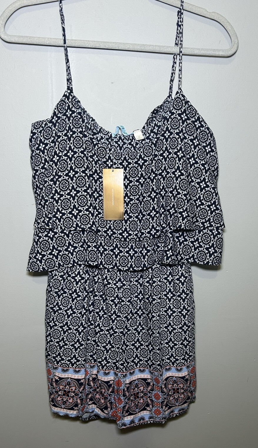 NWT! Francesca’s Blue White Medallion Shorts Romper Off Shoulder Size Large L