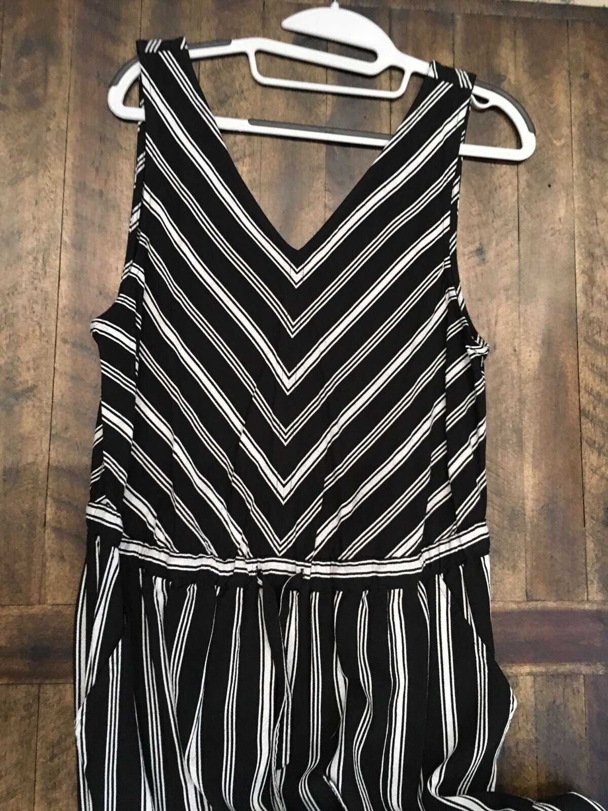 Fred David Med Romper Black/White Striped V-Neck Dress zip back tie front