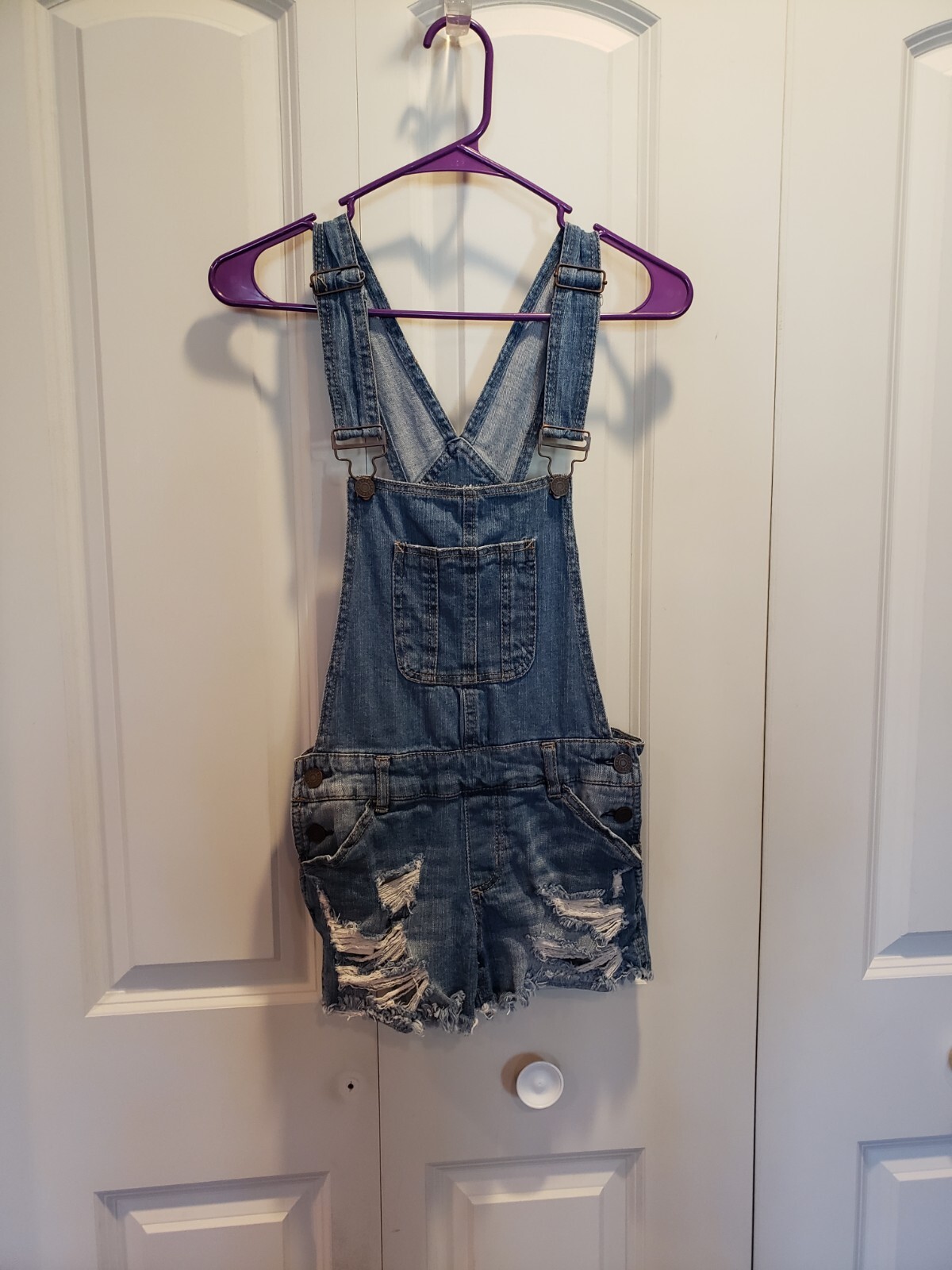 Refuge Bib Overalls Cut-Off Shorts Distressed Medium Wash Size 0 Super Short
