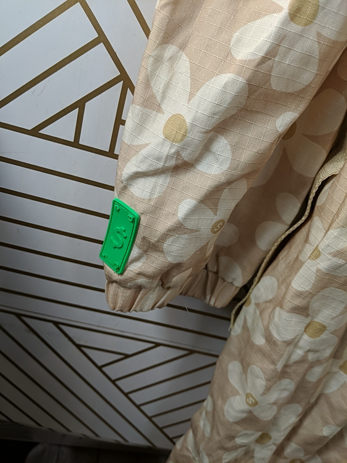CASH APP Floral Jumpsuit Buckle Cargo Tan Zip Floral Flowers Size Small NEW