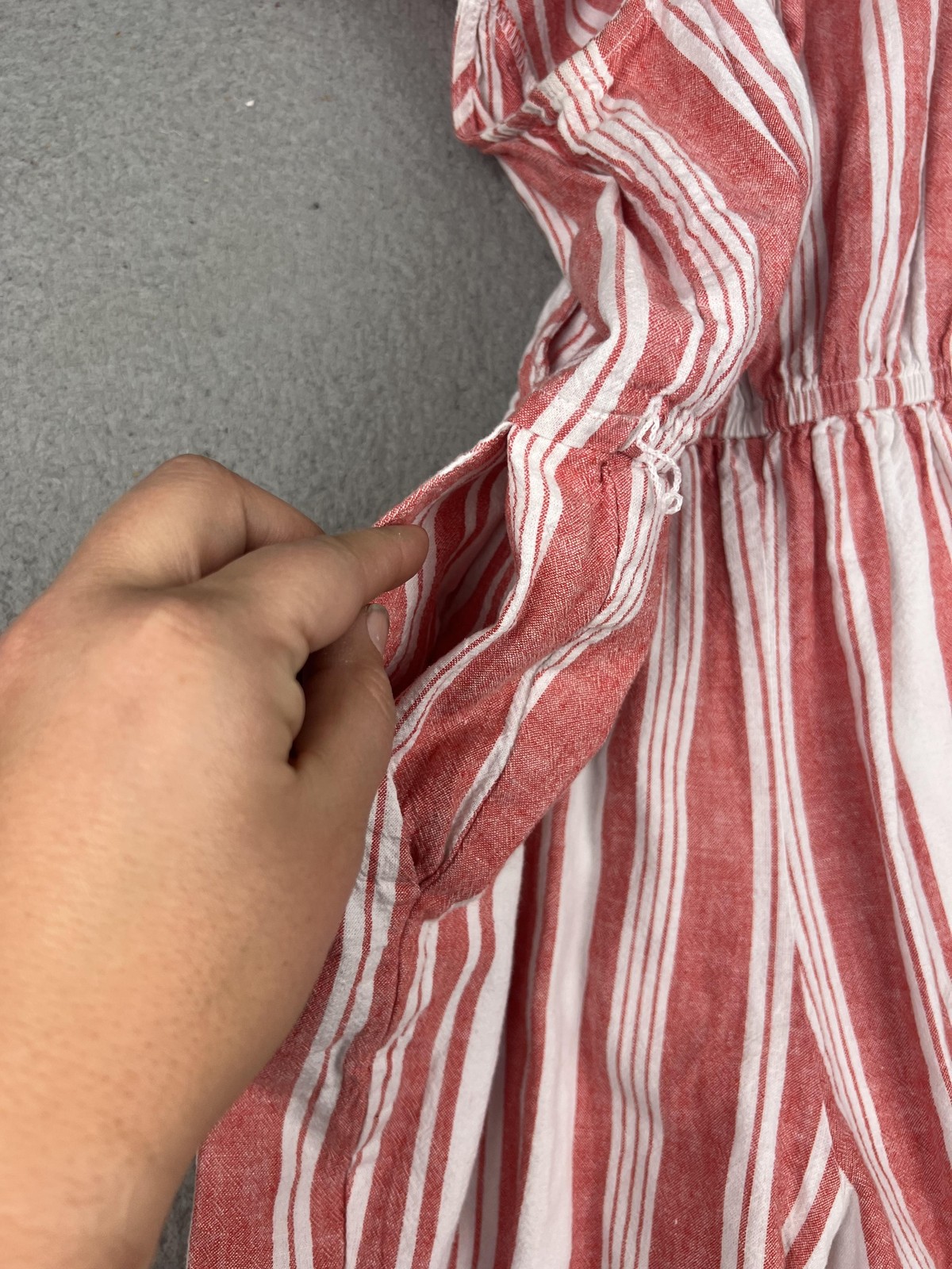 Old Navy Jumpsuit Womens Small Red White Stripe Linen Blend V Neck Wide Leg