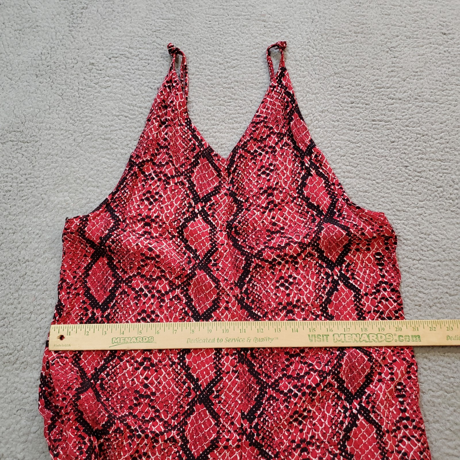 Free People Jumpsuit Womens Mediujm Red Black Snakeskin Pockets Wide Leg Baggy