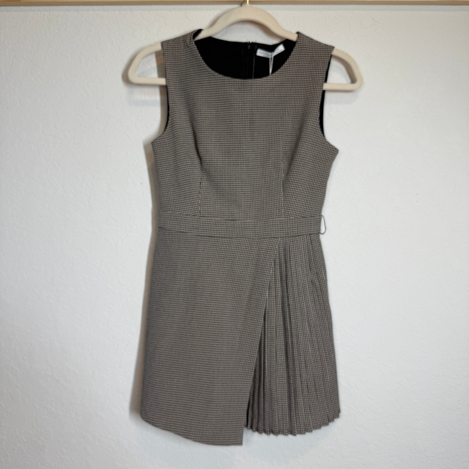 Women’s Tanshop Herringbone Plaid Pleated Skirt Romper Skort Size Medium NEW