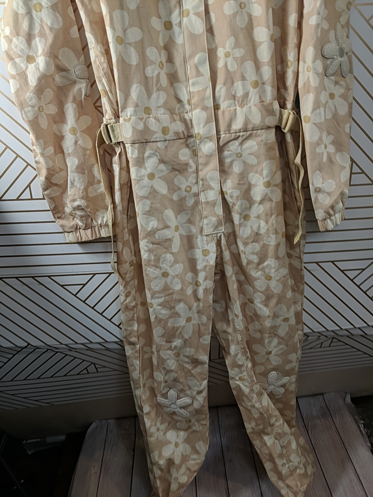 CASH APP Floral Jumpsuit Buckle Cargo Tan Zip Floral Flowers Size Small NEW