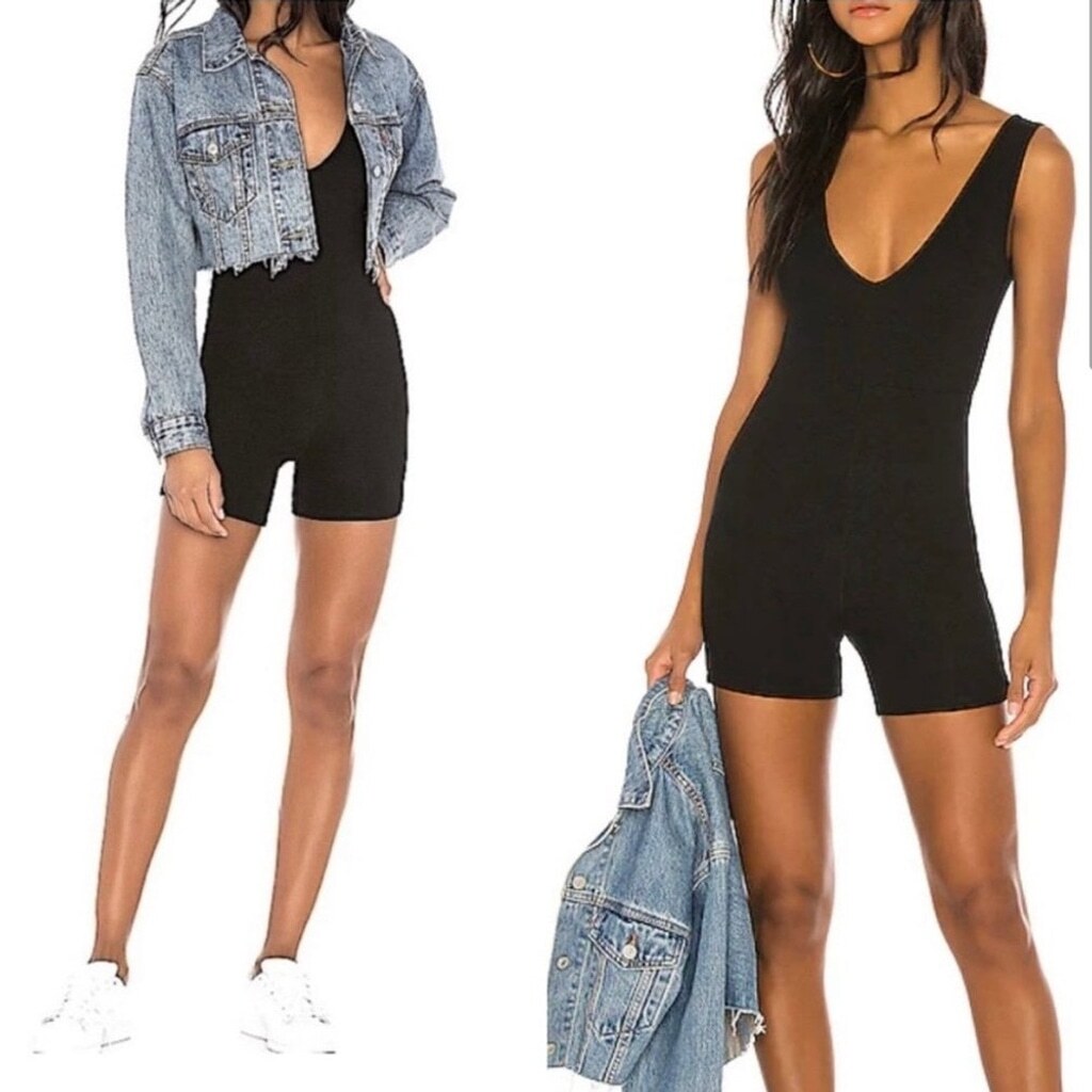 NWT House of Harlow 1960 All Day Contour v-neck black shorts bike jumpsuit sizeS