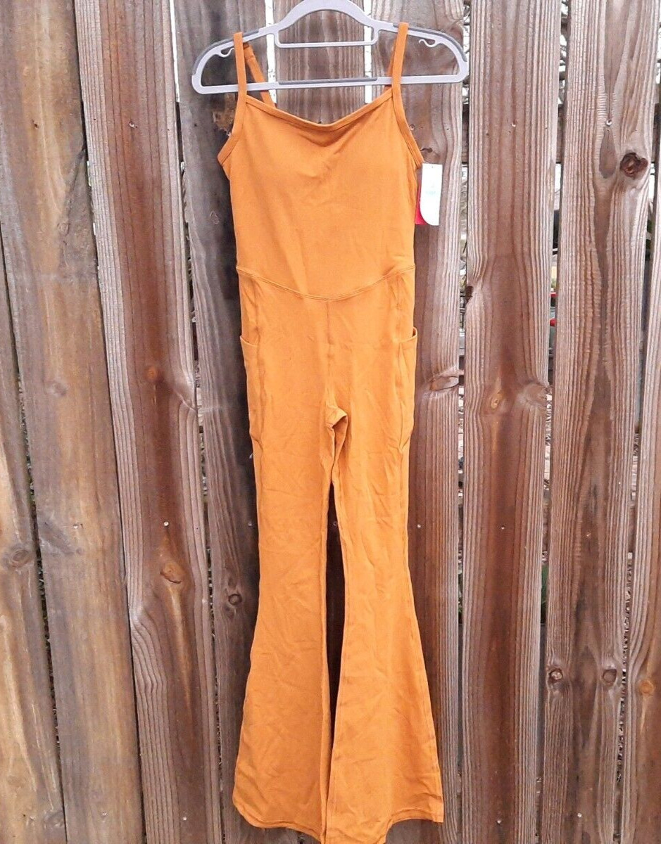 IUGA Women’s Yoga Flare Jumpsuit with Built-in Bra, Tummy Control & Pockets XS