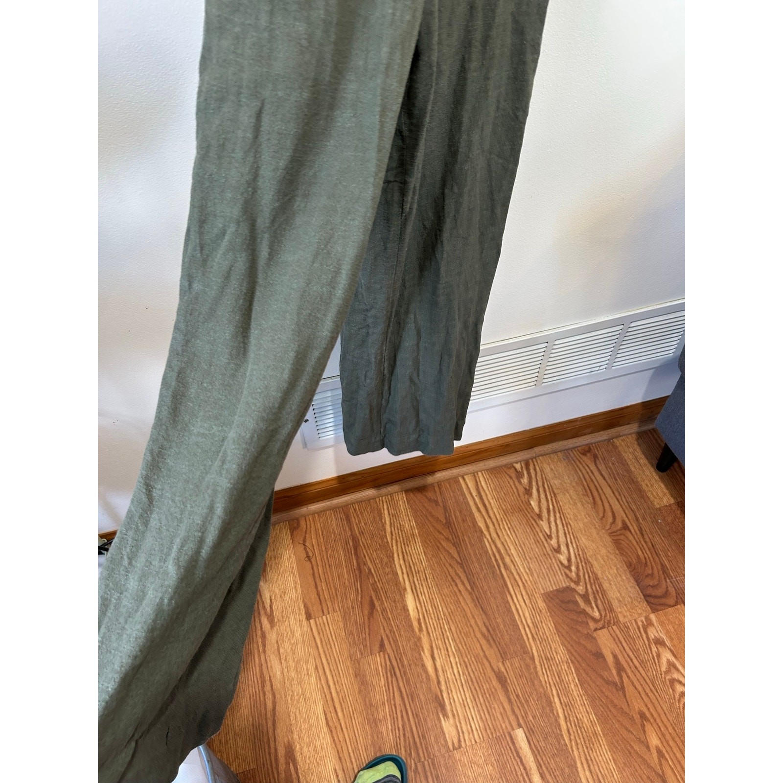 Wild Fable green jumpsuit size XS wide leg adjustable straps