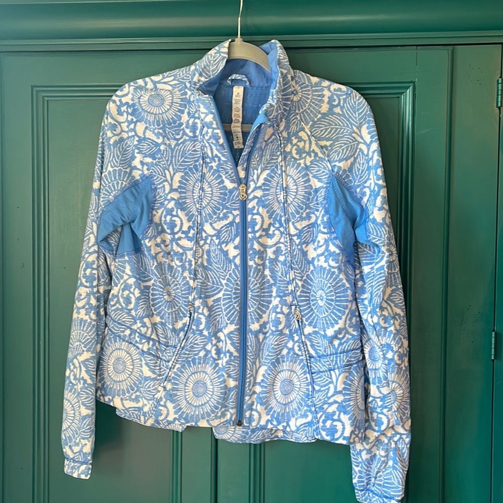 Lululemon Athletica floral zip up sweater jacket light weight sz 6