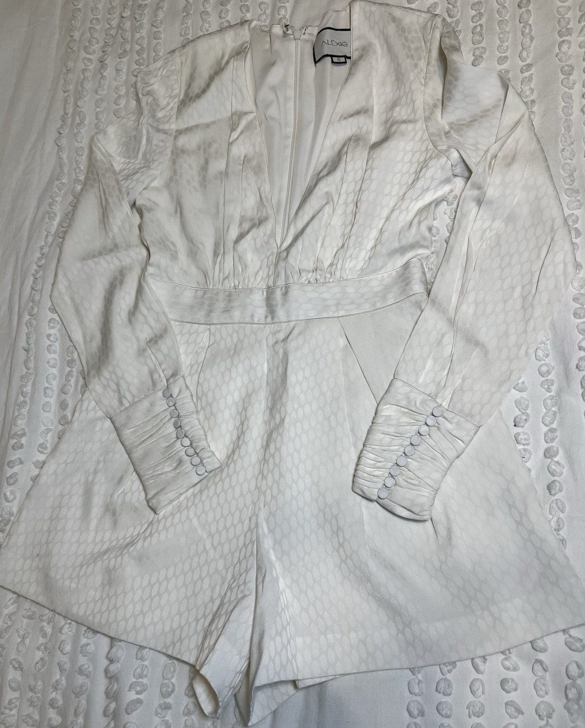 Alexis White Long Sleeve V-Neck Romper S Polyester Viscose Button Ruched