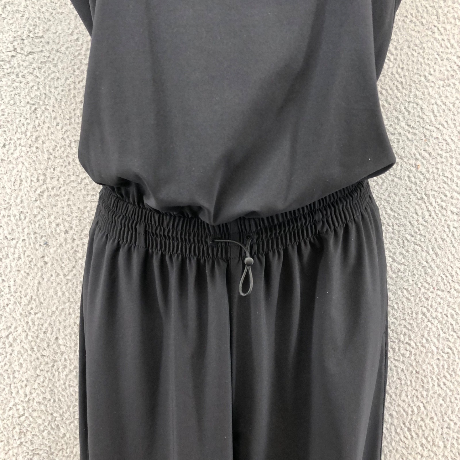 Athleta Jumpsuit Womens 6 Black Sleeveless Tapered Leg Elastic Waist Activewear