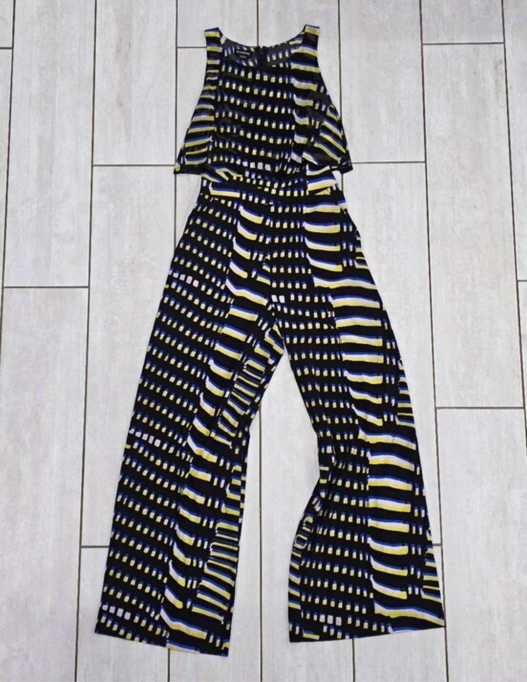 BEBE Vintage 2014 Geometric Abstract Pattern Print Wide Leg Jumpsuit Size 6