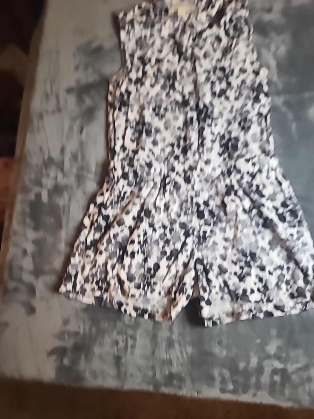 Michael Kors Sleeveless Romper Women’s Size S Black White Elastic Waist Button