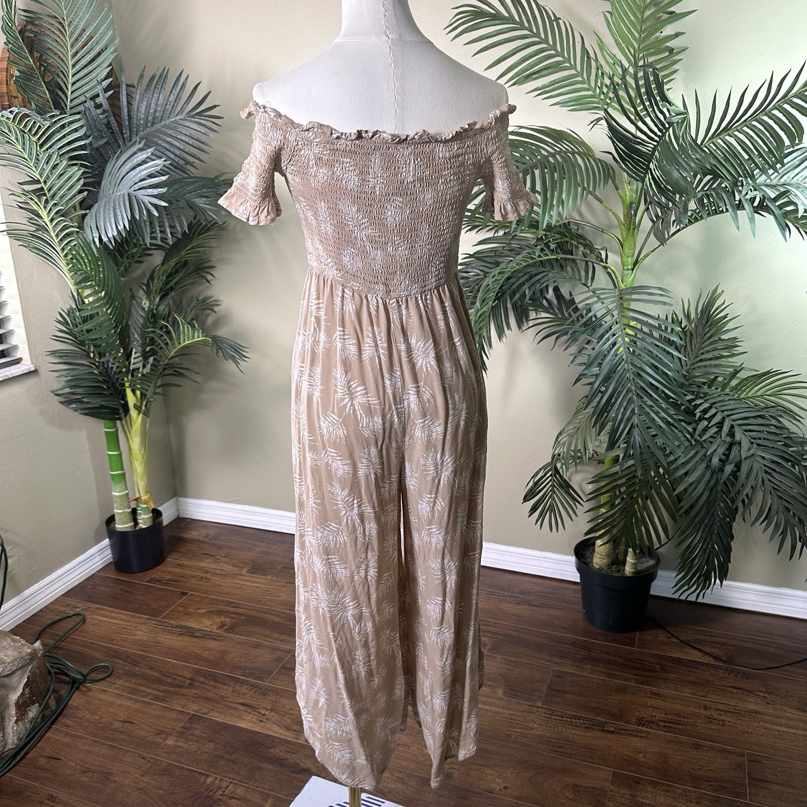 Audrey Parks x Francesca’s Romper Women L Smocked Bodice Pockets Ankle Tropical