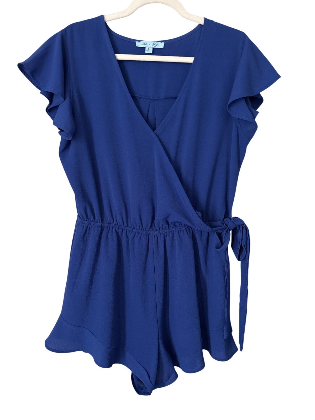 She + Sky Wrap Romper Size Large Flutter Sleeve Surplice Neck Tie Elastic Waist