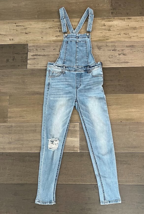 Celebrity Pink Juniors Ripped Blue Denim Overalls Side Zip Skinny Jeans Sz 3/26