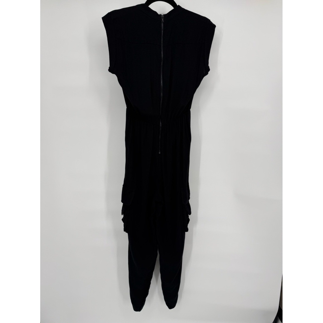 Alice Olivia Utility Jumpsuit Black Sleeveless Cargo Pockets Tapered Leg Chic