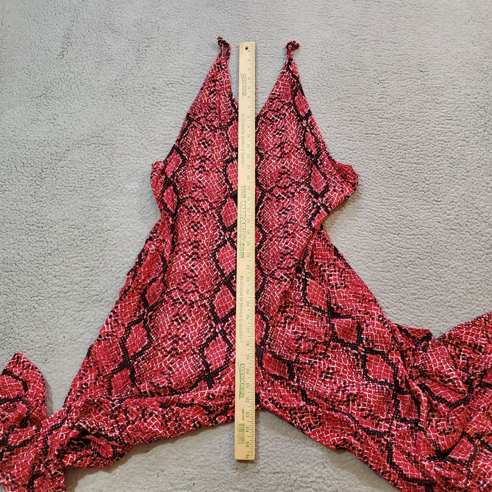 Free People Jumpsuit Womens Mediujm Red Black Snakeskin Pockets Wide Leg Baggy