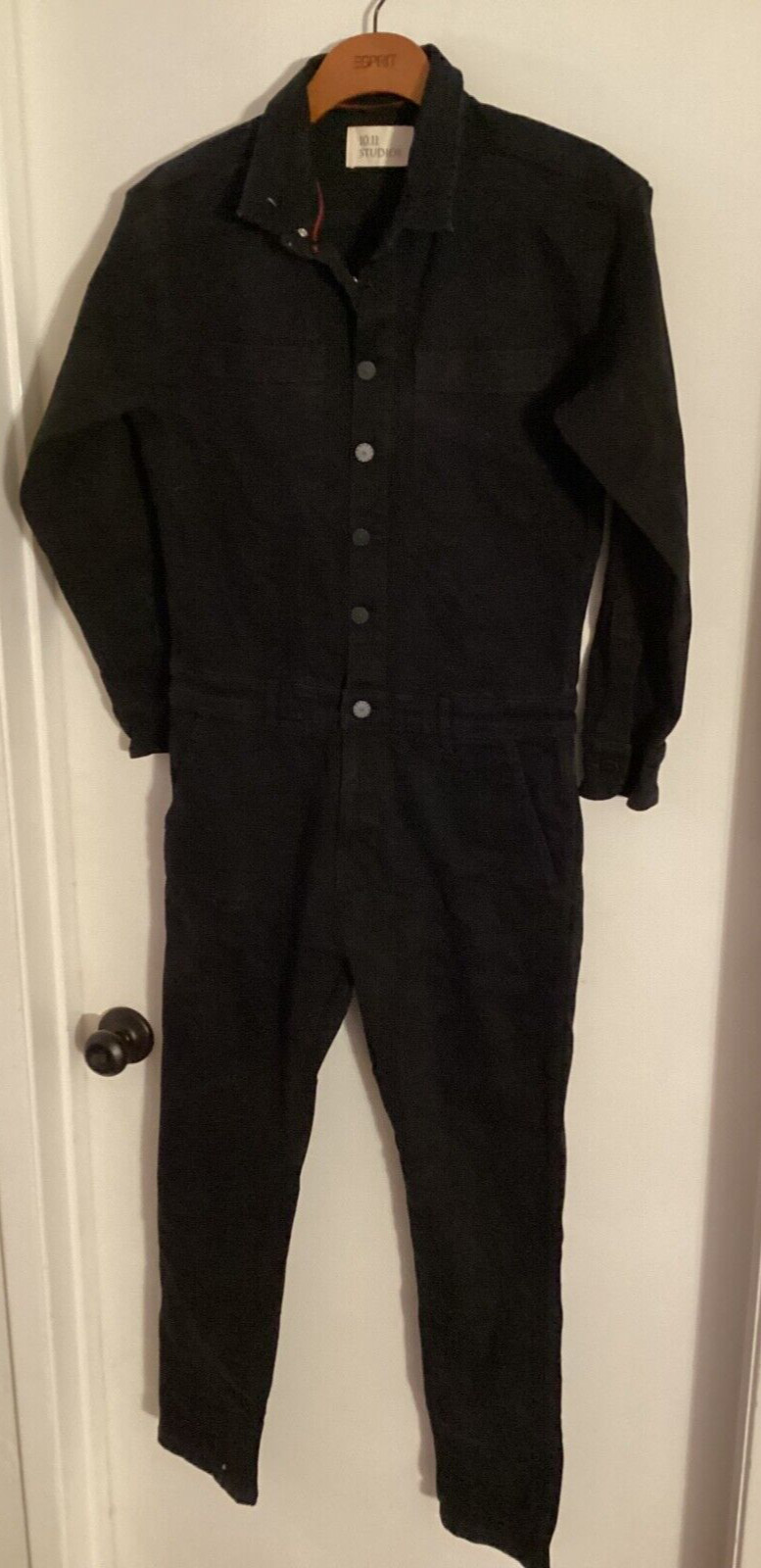 Women NWT “10.11 Studios” black long sleeve,button/zipper jumpsuit.Size 24