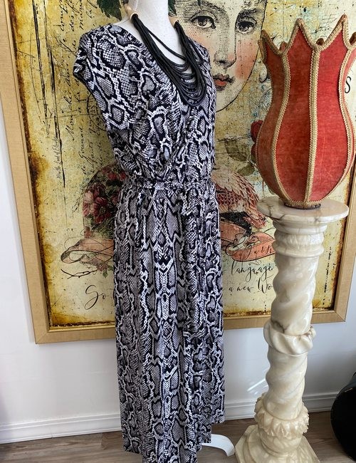 G by Giuliana Black Snake Cropped Knit Jumpsuit L Large Avg New Travel New