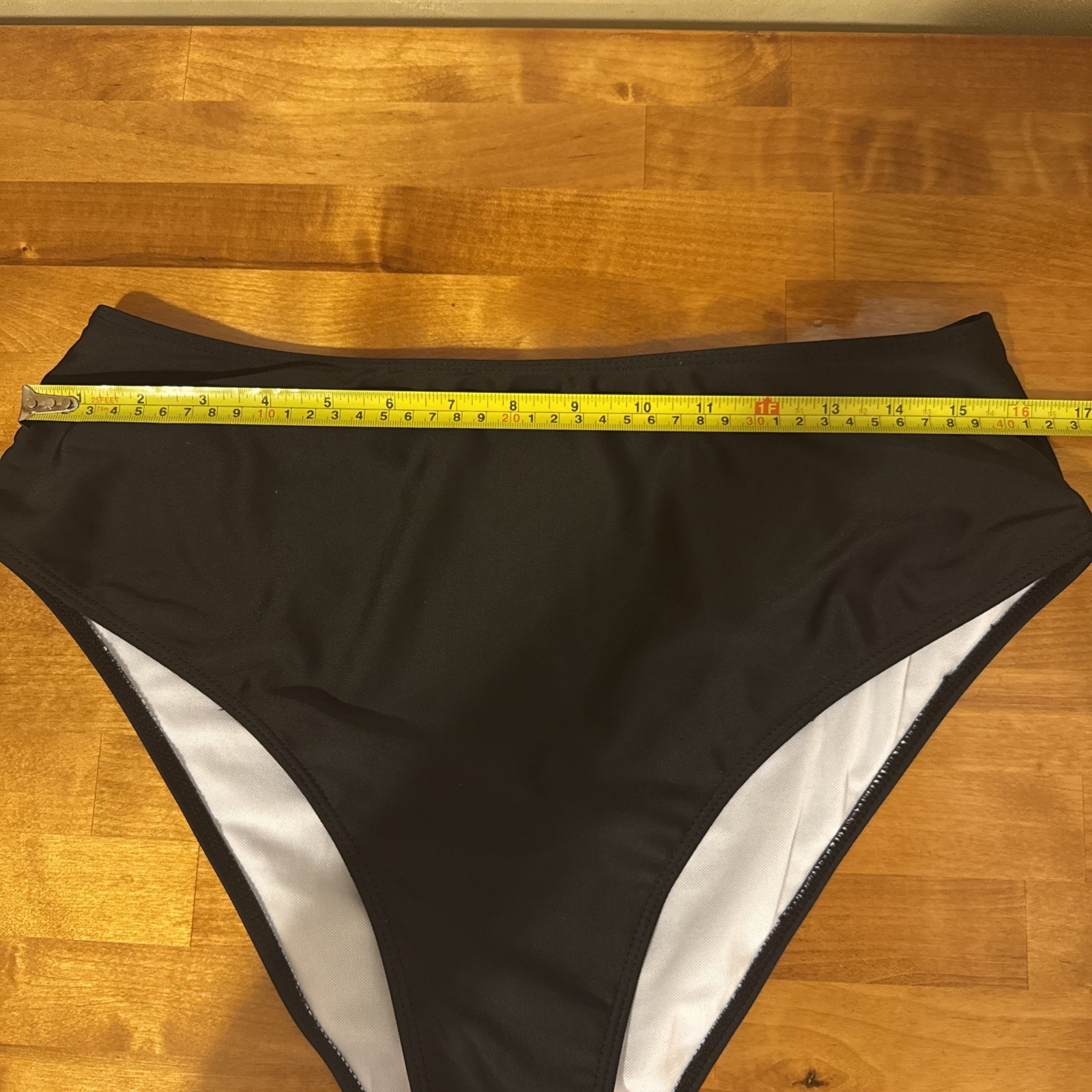 Catalina Sz 3XL (22W-24W) Floral Women’s White Black Swimsuit Swim Dress