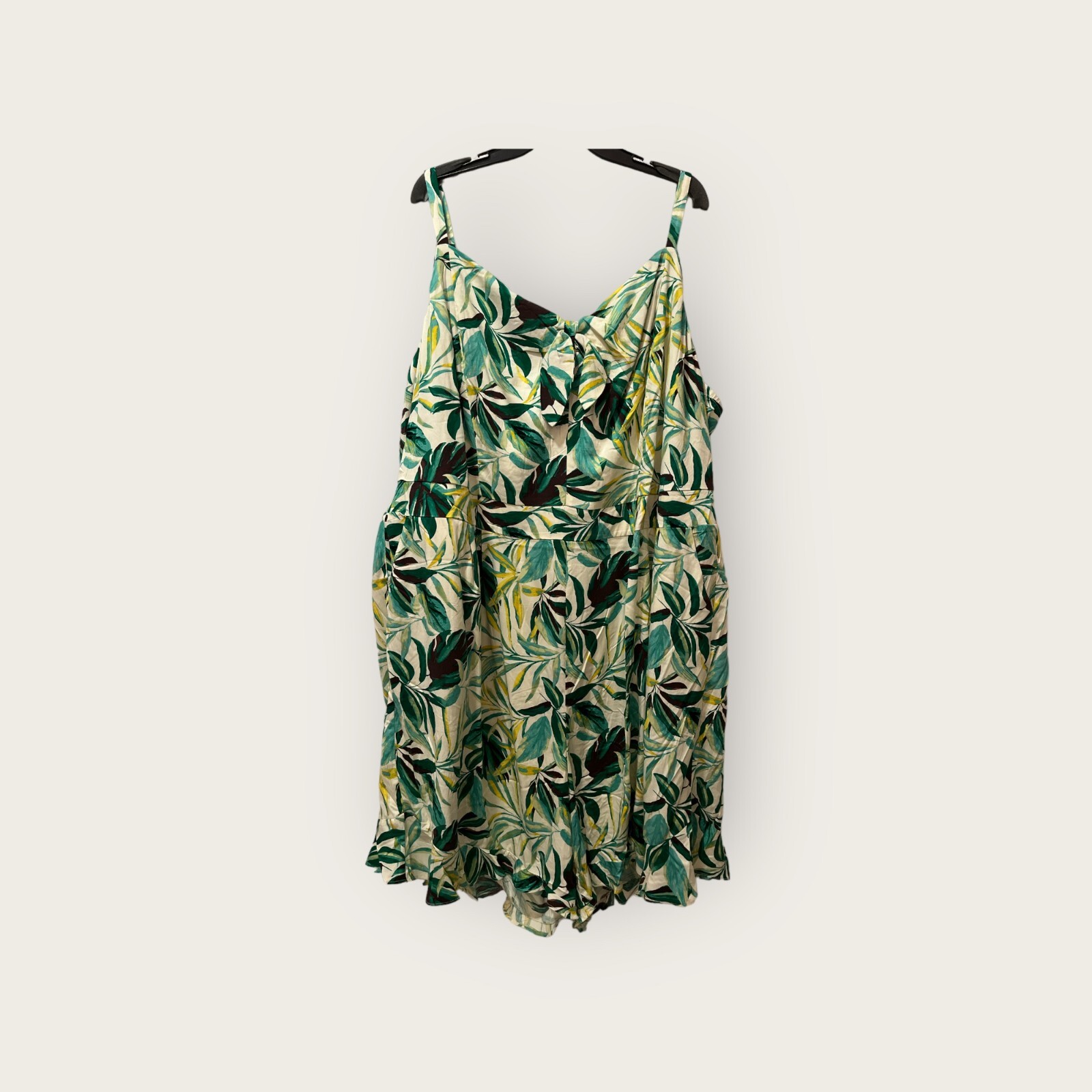Torrid Romper 6 6X Challis Shorts Tie Front Smocked Hand Pockets Smocking New
