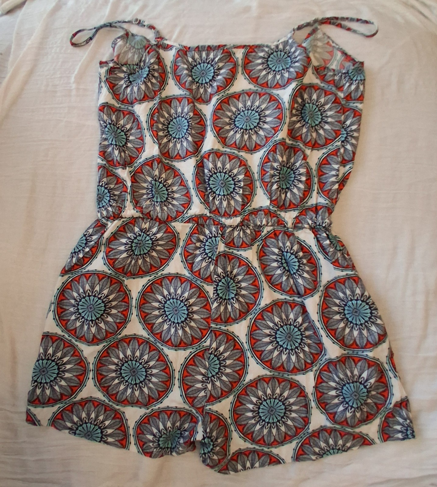 Banana Republic Xs Patterned Boho Romper Silky Sustainable Viscose Resortwear