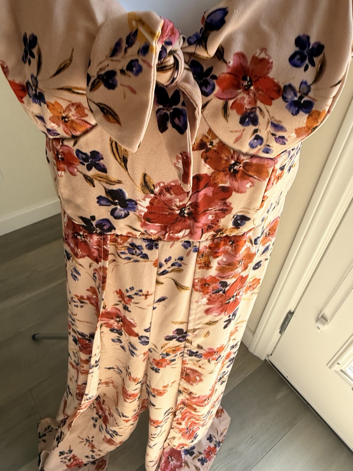 NWT. Xhiliration Blush Flowered Open Wide Leg Jumpsuit With Spaghetti Straps M