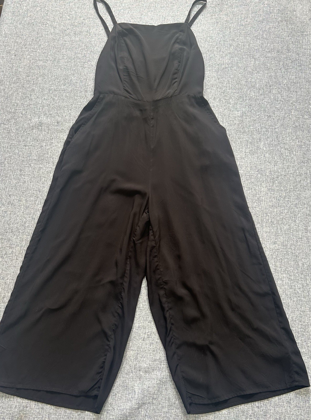 Old Navy Women’s Medium Black Cami Jumpsuit Rayon Spaghetti Strap Casual Summer