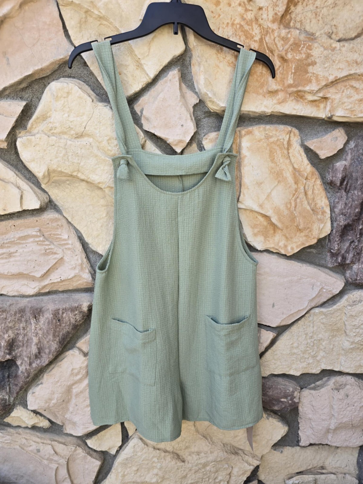 NWT EMERY ROSE Green Romper Shorts Pockets Jumpsuit Day Evening Party Beach