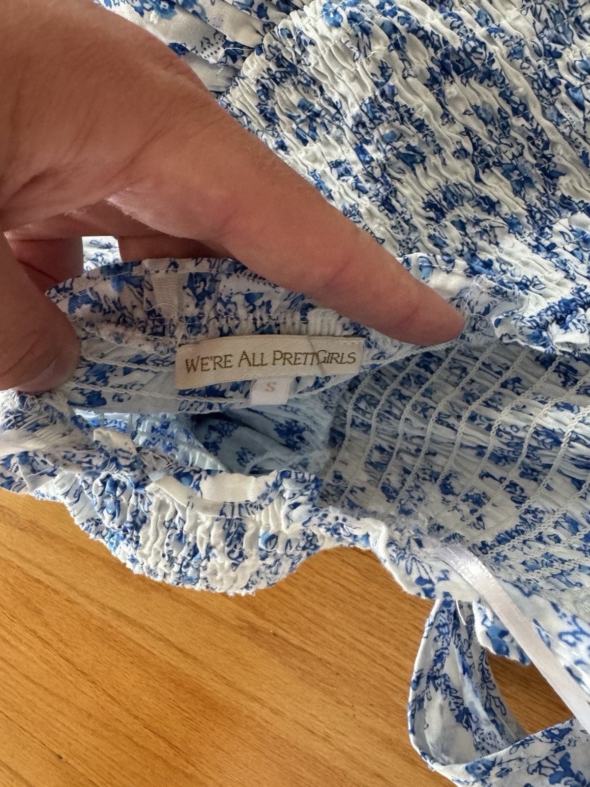 WE’RE ALL PRETTYGIRLS Women’s S Blue/White Floral Halter Smocked Lace Romper