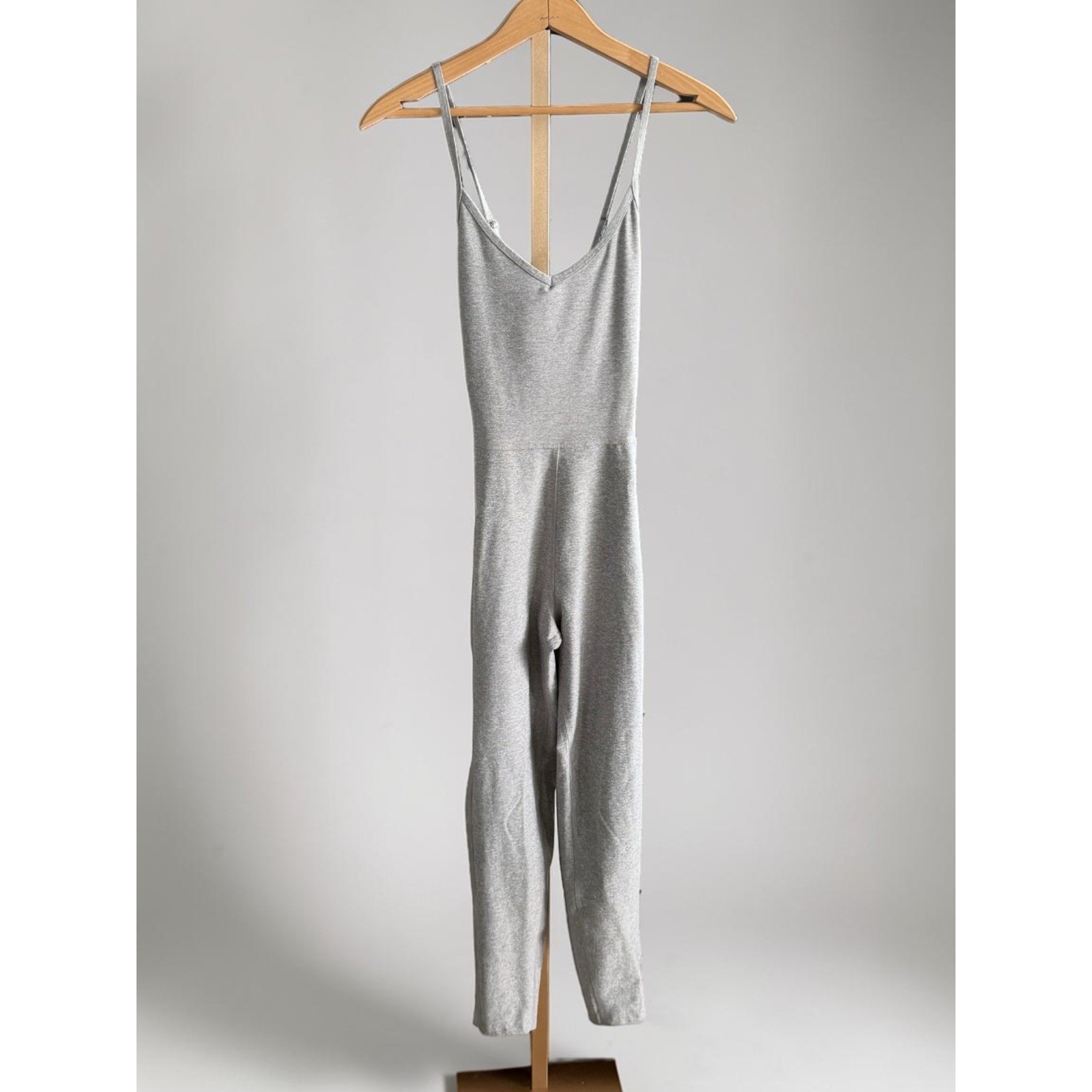 Old Navy Active Women Cloud+ Go-Dry Jumpsuit Gray Athletic Bodysuit Small