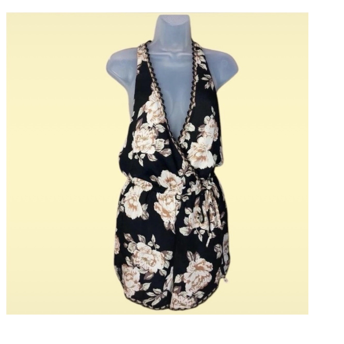 Blue Rain Womens S Black Floral Lace Trim Tie Waist V-Neck Sleeveless Romper