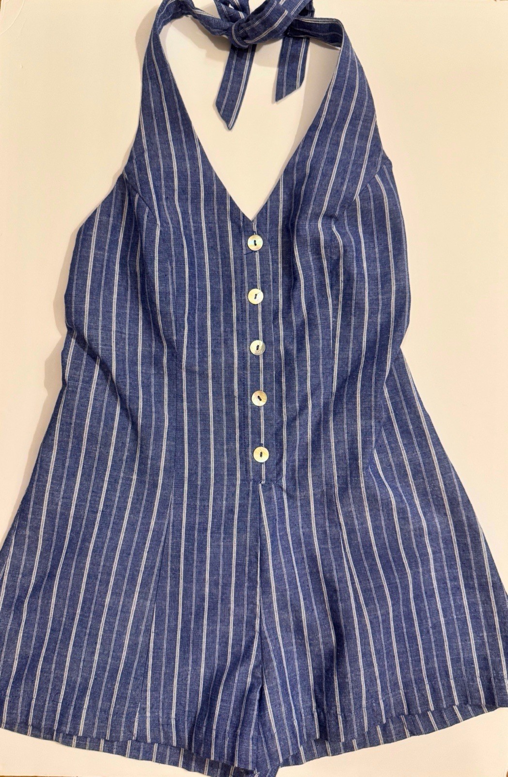 Love Tree Haltered Romper Size Small