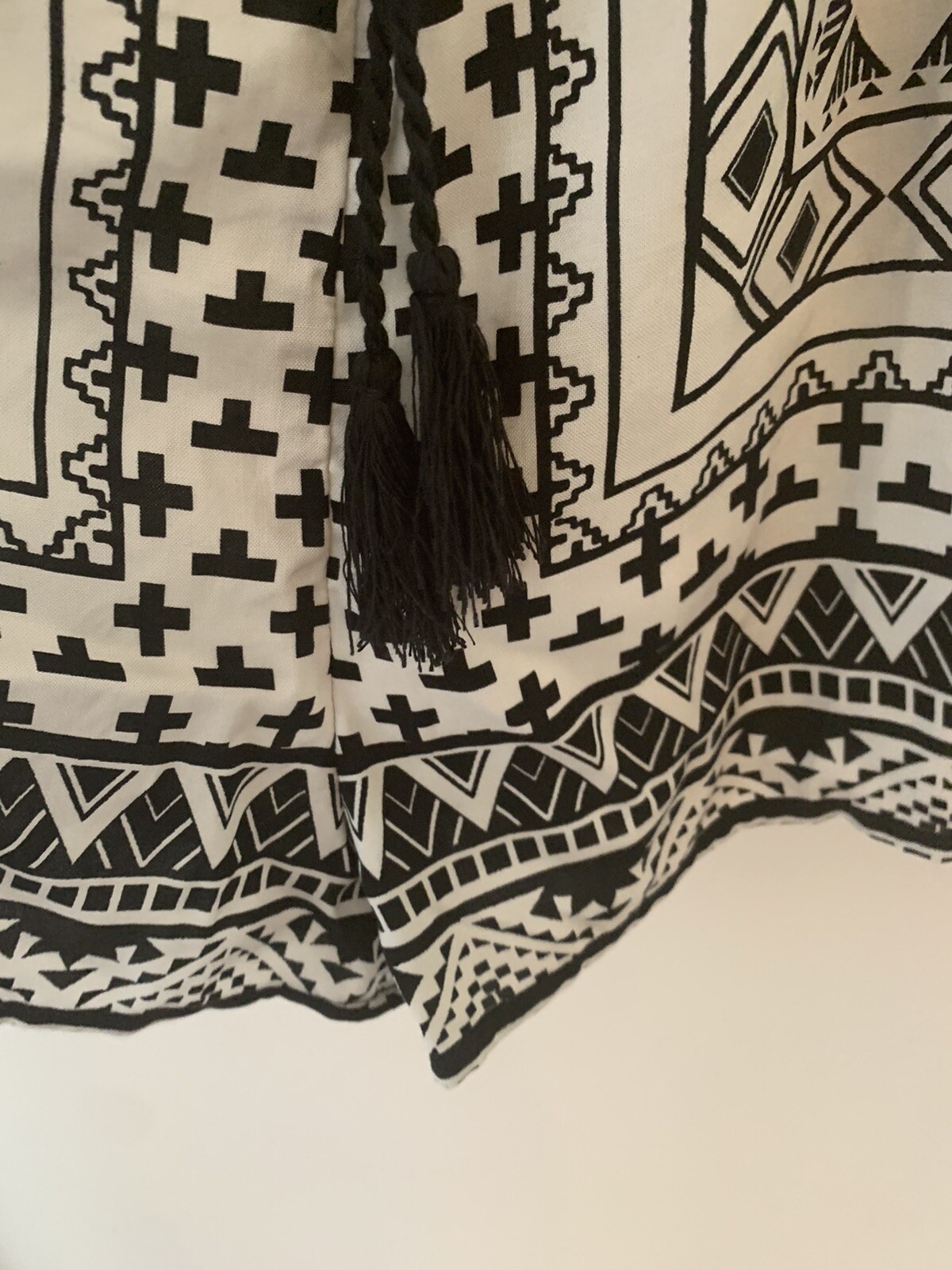 Flying Tomato Romper Sz M Sleeveless Black White Print Elastic Waist Tie Tassel