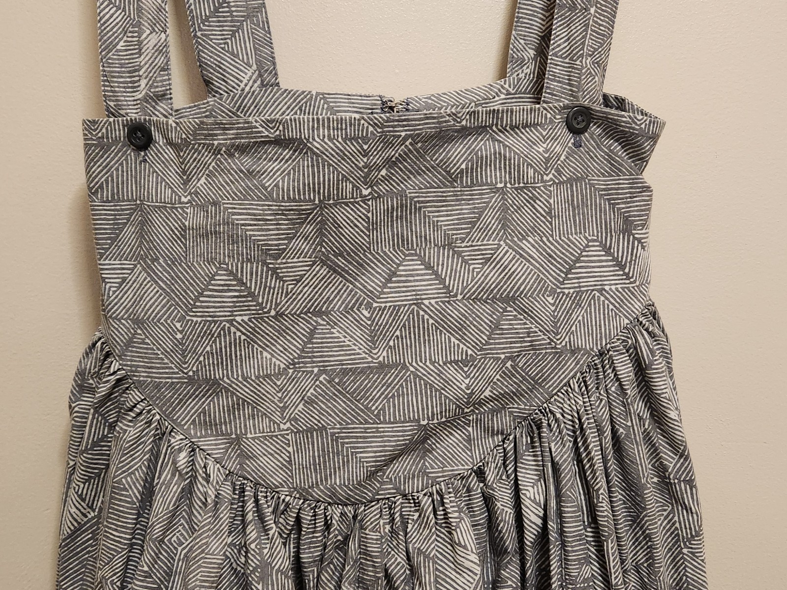 Vtg ’80s Gray/White Geo Pattern, Cotton, Balloon Leg High Waisted Overalls, S/XS