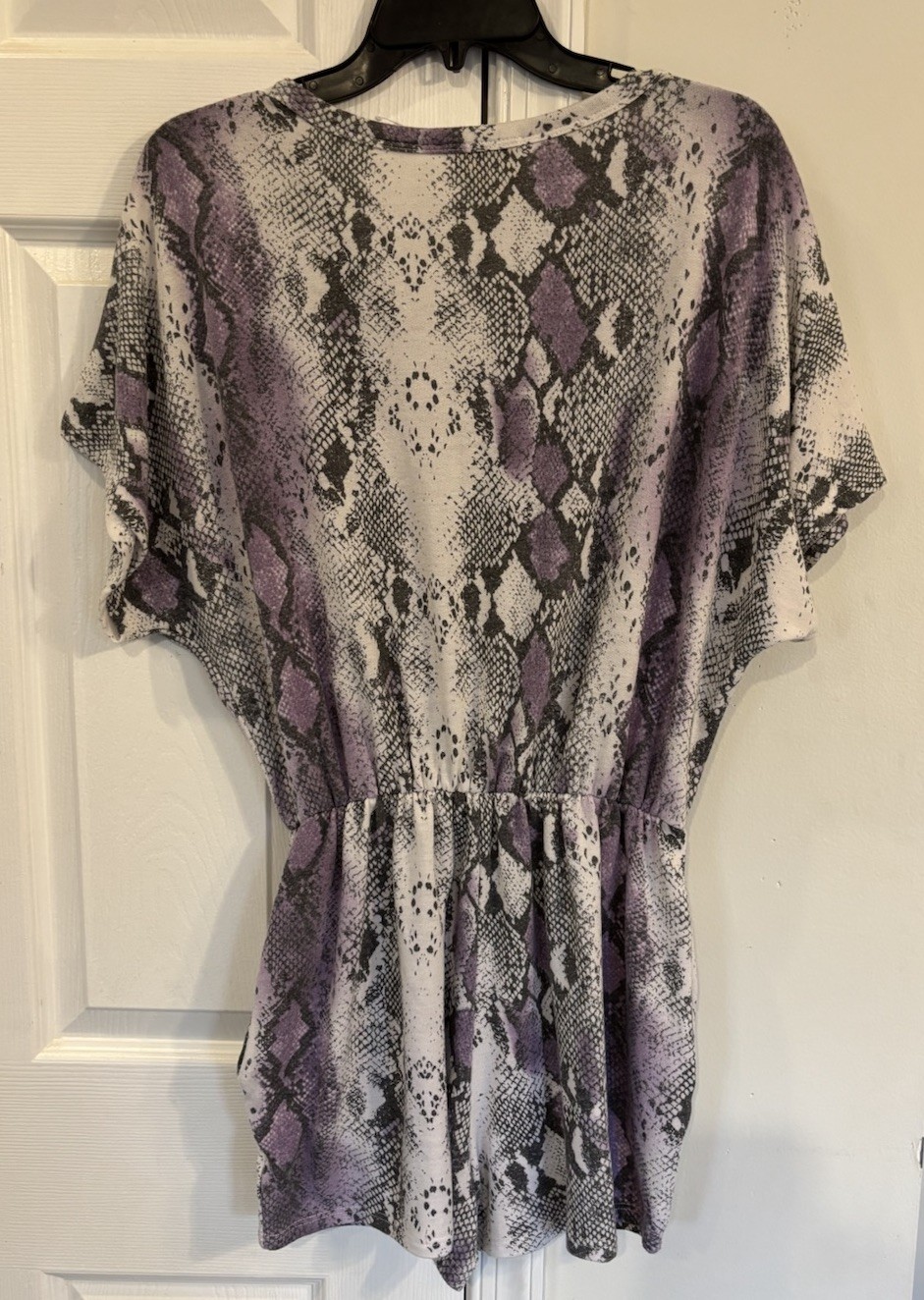 Fantastic Fawn Snake Print Shorts Romper Purple Gray Pockets Soft Women’s Sz M
